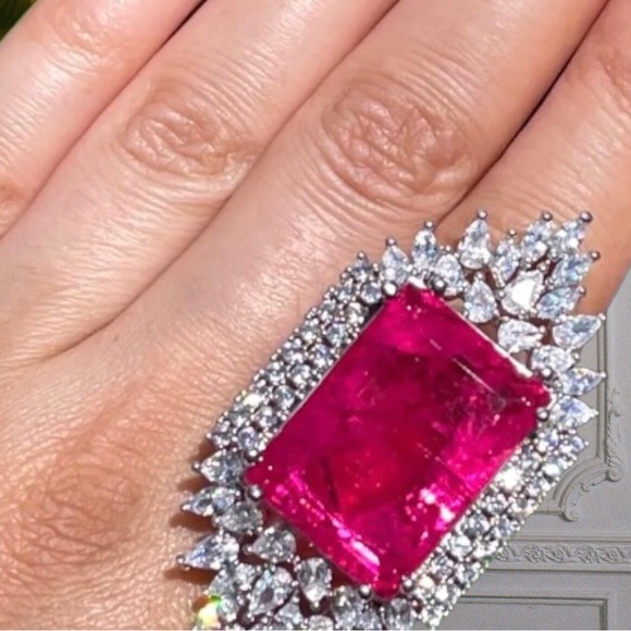 Luxury Oversized Simulated Mozambique Pink Ruby Ring Sz 7 - Picture 8 of 16